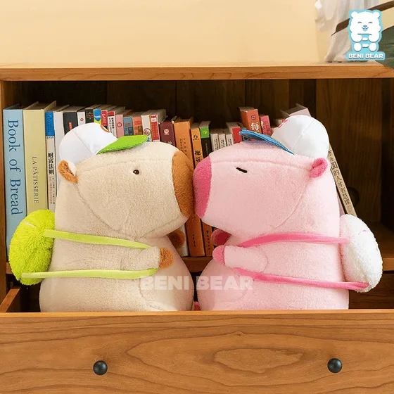 Chuột Bông Capybara Đeo Balo Bóng Chày