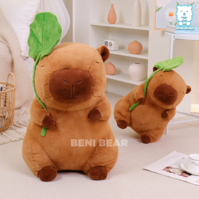 Chuột Bông Capybara Cầm Lá