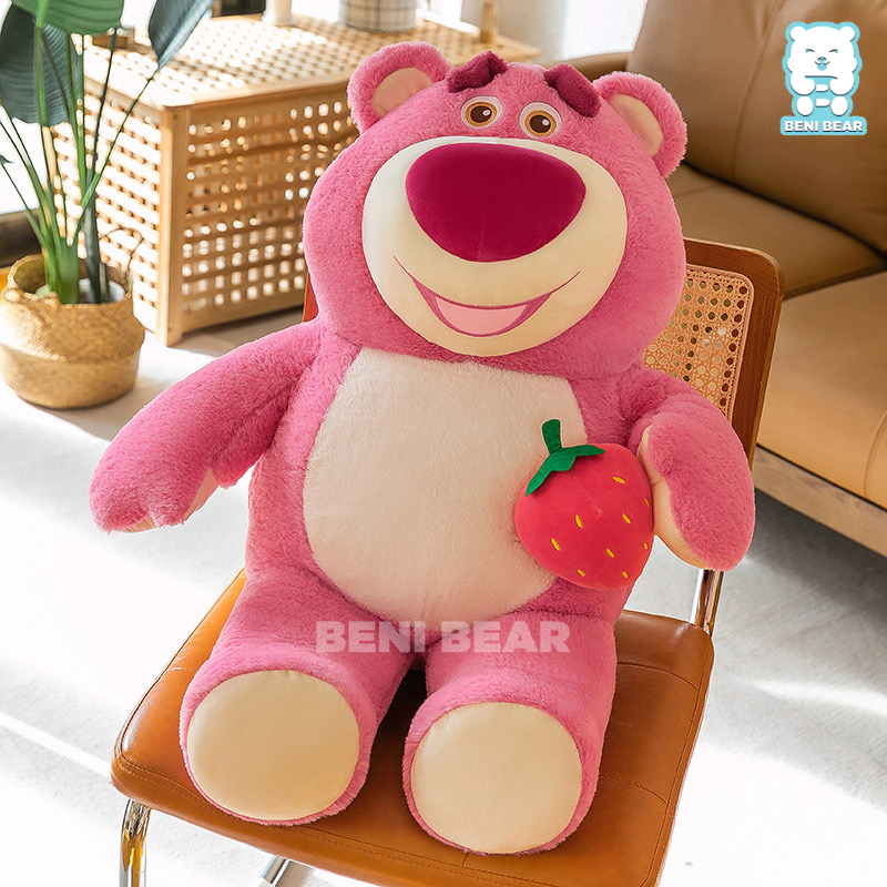 Gấu Lotso Cầm Dâu Tây