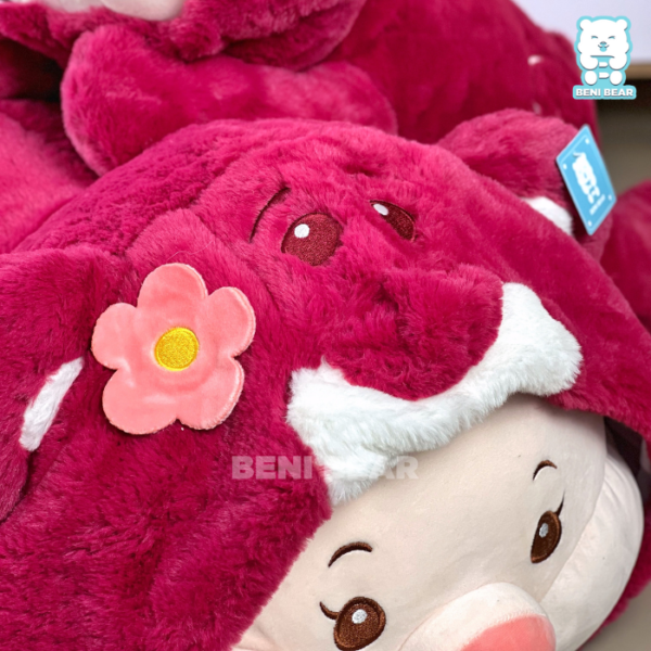 Heo Cosplay Lotso Nằm