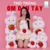 Gấu bông Thỏ Trắng Ôm Dâu Tây cực đáng yêu với thiết kế mềm mại, ôm cực thích – Beni Bear