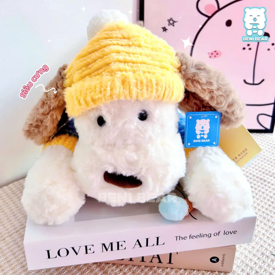 Mũ pom-pom thêu len màu sắc vô cùng xinh xắn, nổi bật