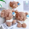 Voi Jooki tạo dáng ngồi tựa đầu cực chill