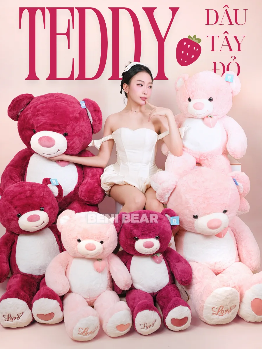 Cả team Gấu Teddy Dâu Tây Đỏ đủ kích cỡ và màu sắc, nhìn là muốn rước nguyên hội về nhà 🧸💗