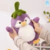 Gấu bông cánh cụt màu tím mềm mịn và dễ thương như quả cà thật