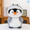 Gấu bông cánh cụt mặc đồ cá mập màu xám, gương mặt ngây thơ, lông mịn ôm cực thích