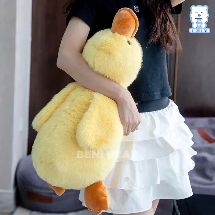 Bộ lông dài mềm mịn, sờ vào là phê như mây