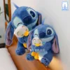 Chất liệu lông mềm mịn, từng chi tiết may sắc sảo và chắc chắn