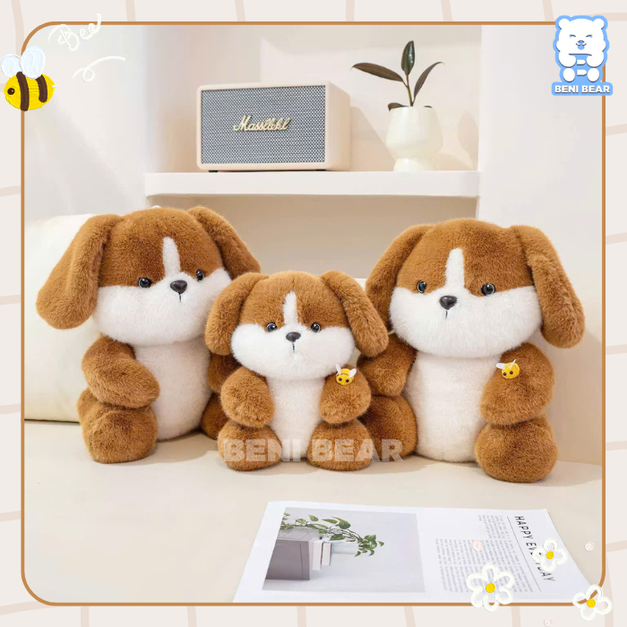 Chó Nâu Ong Vàng có nhiều size, tạo hình đáng yêu với chú ong trên tay.