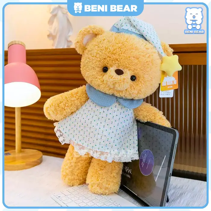 hình ảnh sản phẩm Gấu vàng mặc váy chấm bi xinh xắn.