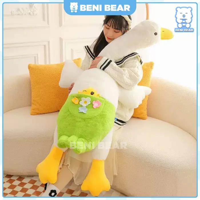 Hình ảnh sản phẩm Gấu Bông Vịt Nằm Quần Xanh